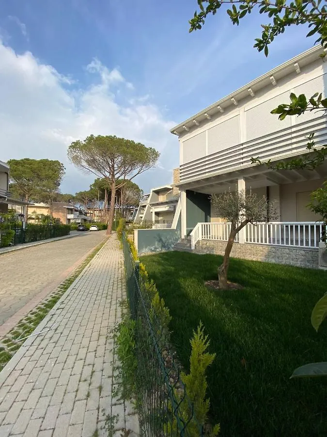 Villa Dolce Vita Lalzi Bay - Beach House Durrës