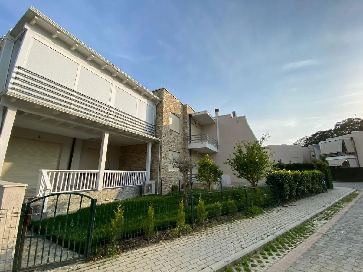 Villa Dolce Vita Lalzi Bay - Beach House Durrës